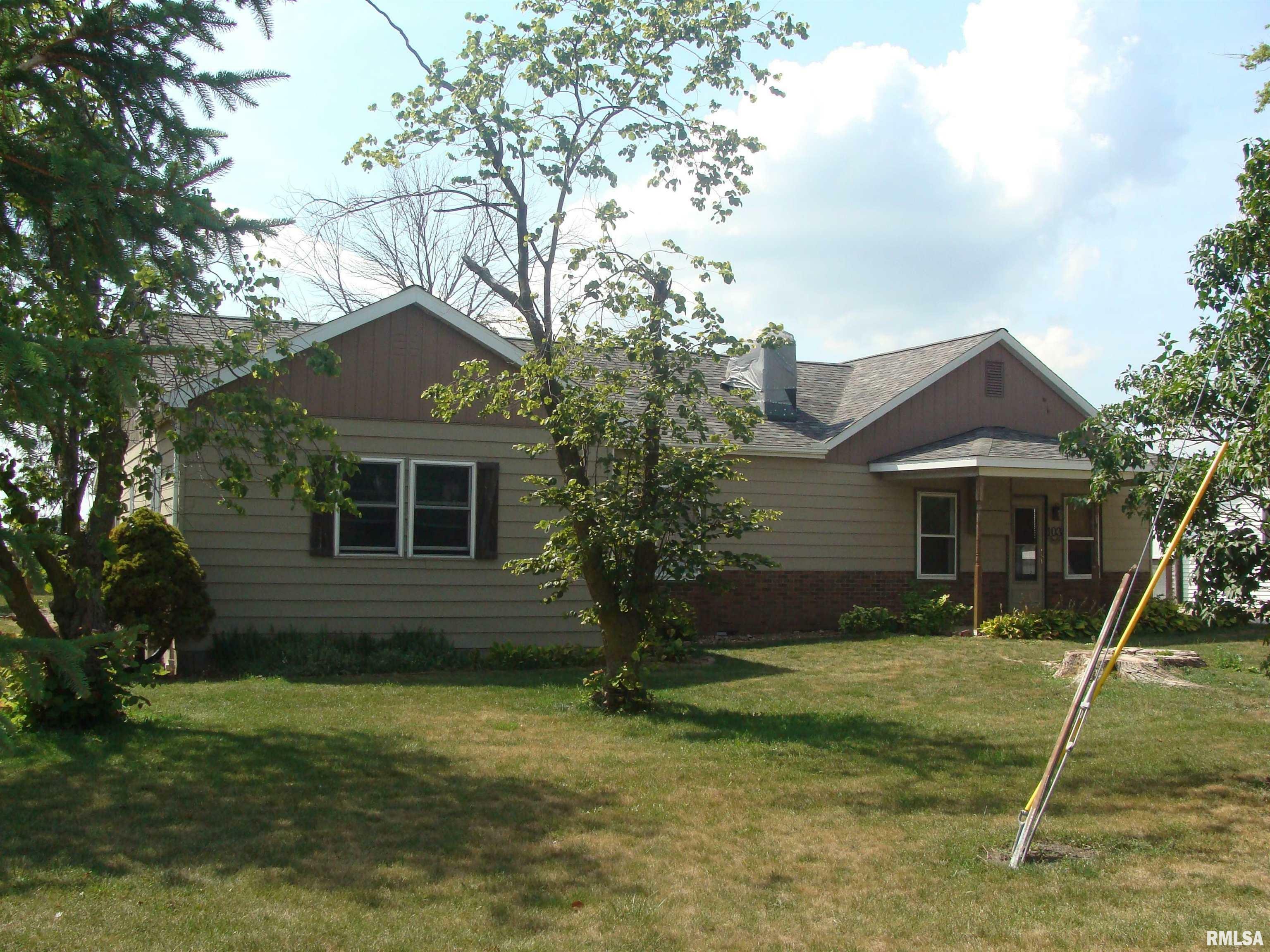 Property Photo: 103 N High Street IL 61569