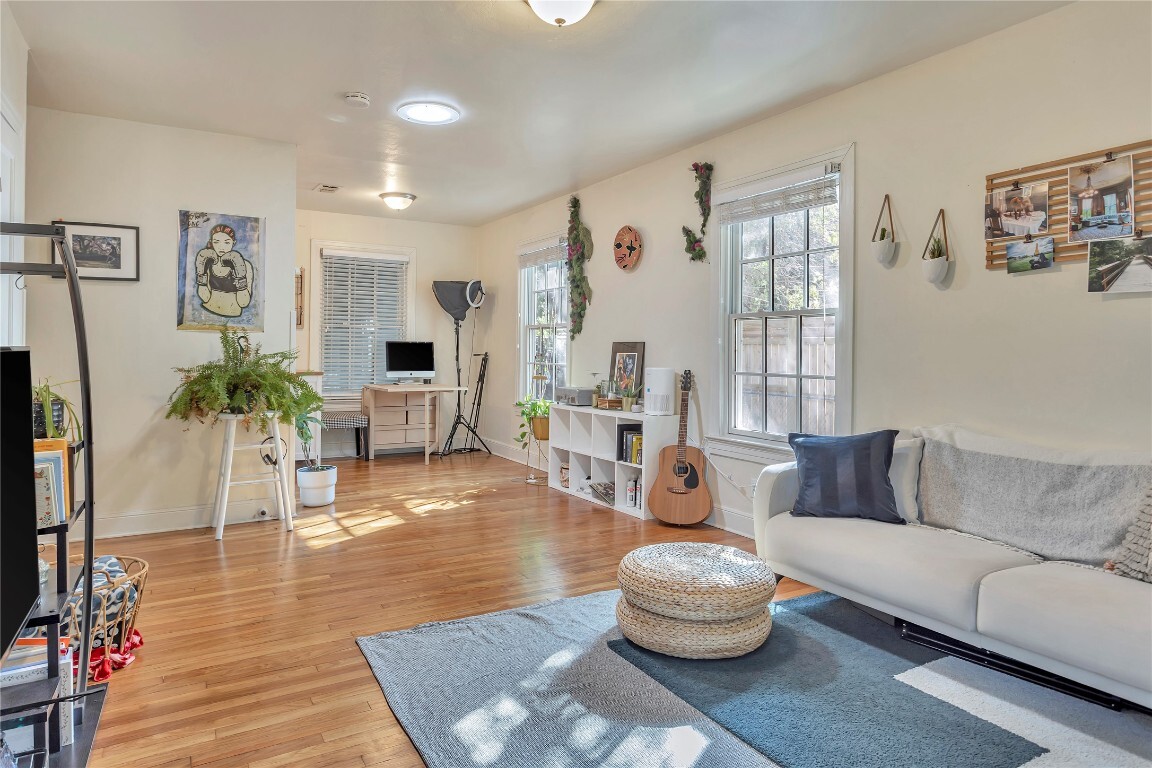 Property Photo:  3911 Avenue F B  TX 78751 