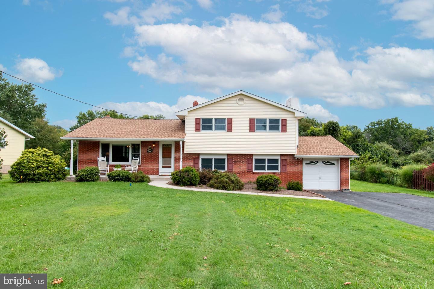 Property Photo:  28 State Park Drive  NJ 08560 