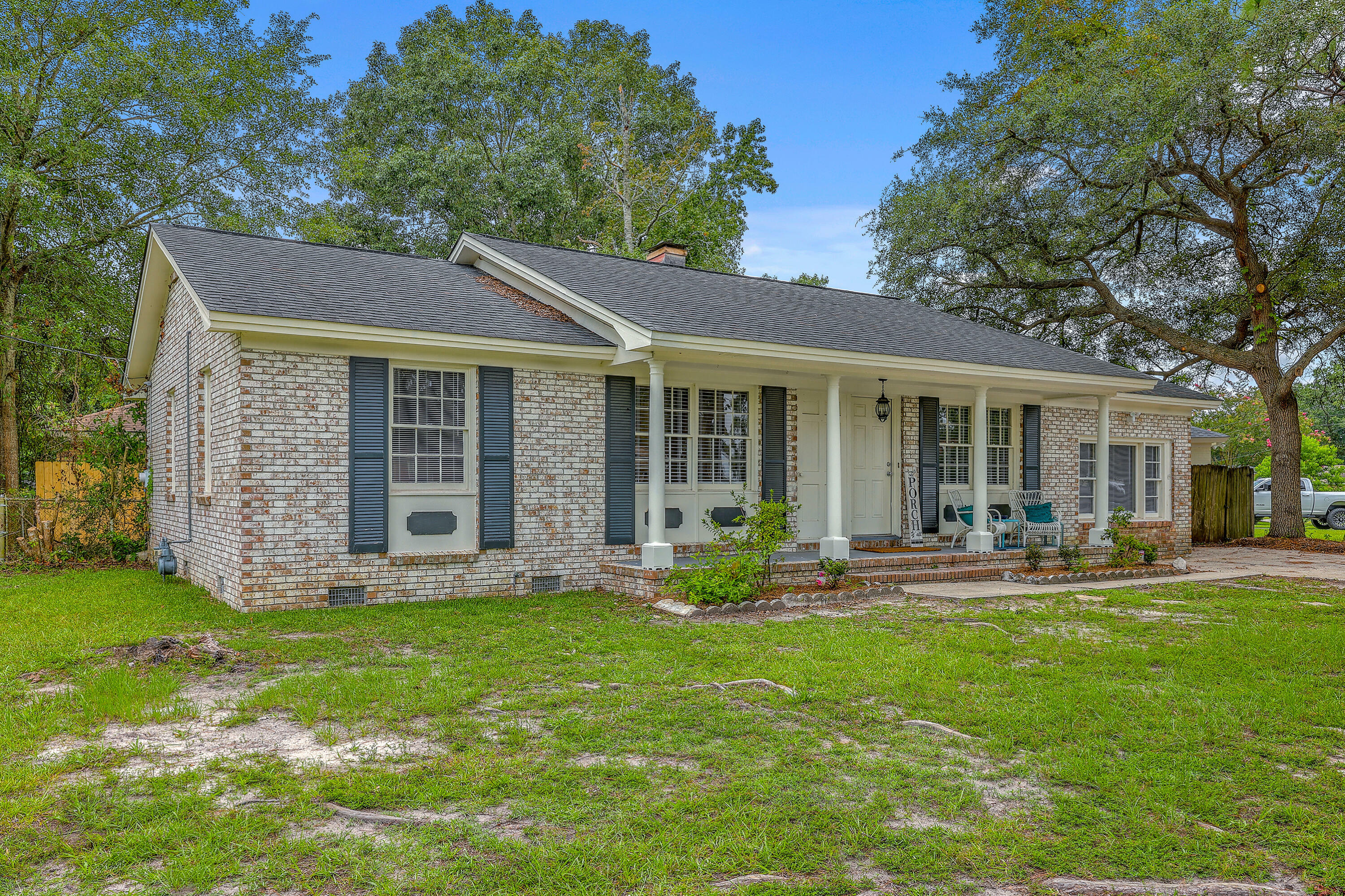 Property Photo:  129 Camelot Drive  SC 29445 