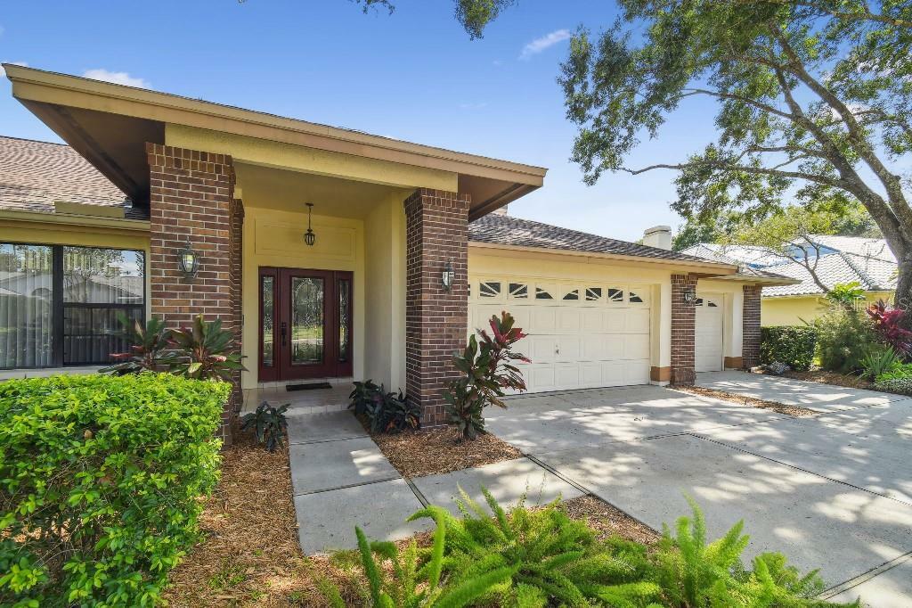 Property Photo: 16105 Vanderbilt Drive FL 33556