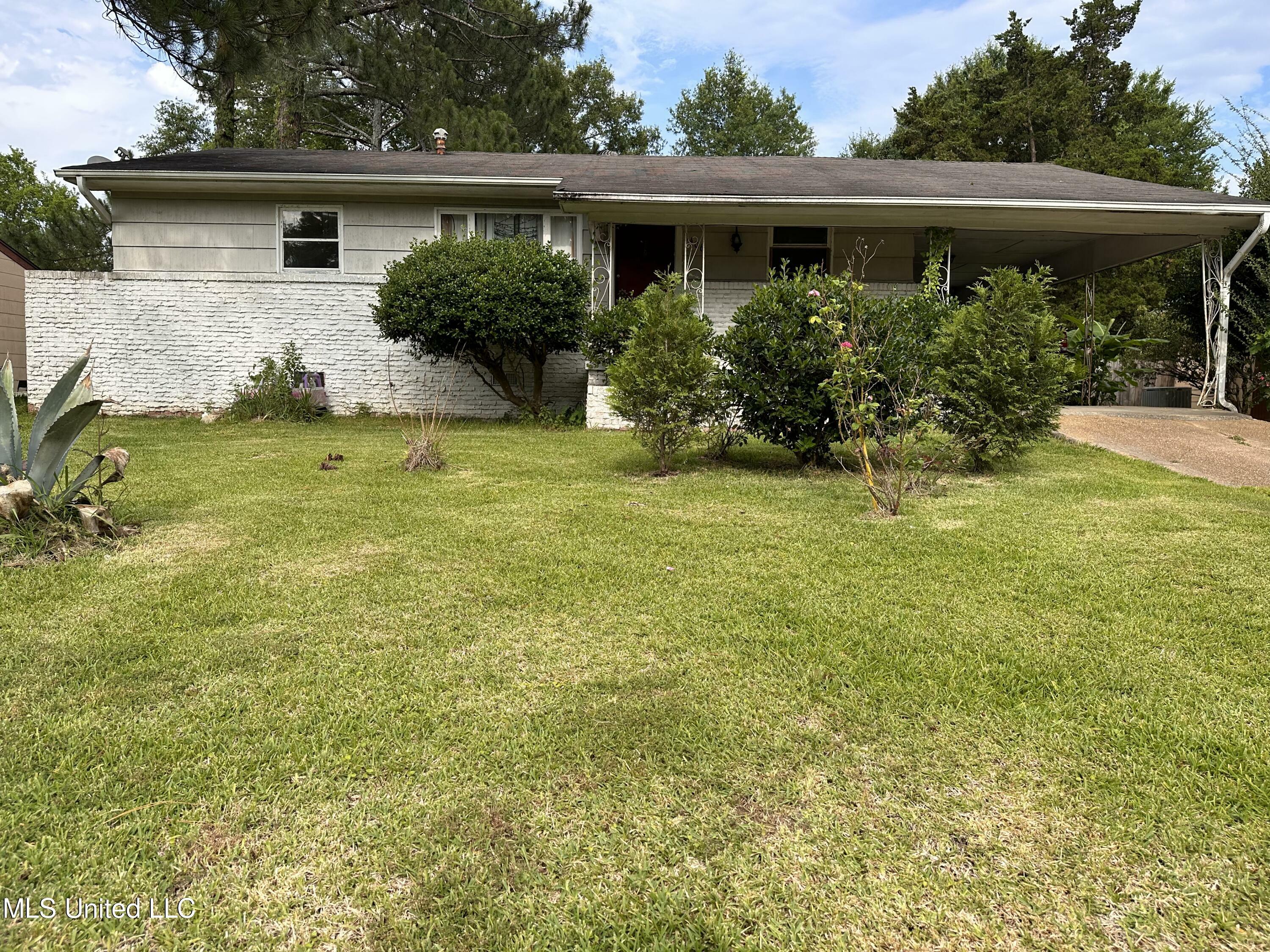 Property Photo:  1406 Gibralter Drive  MS 39204 