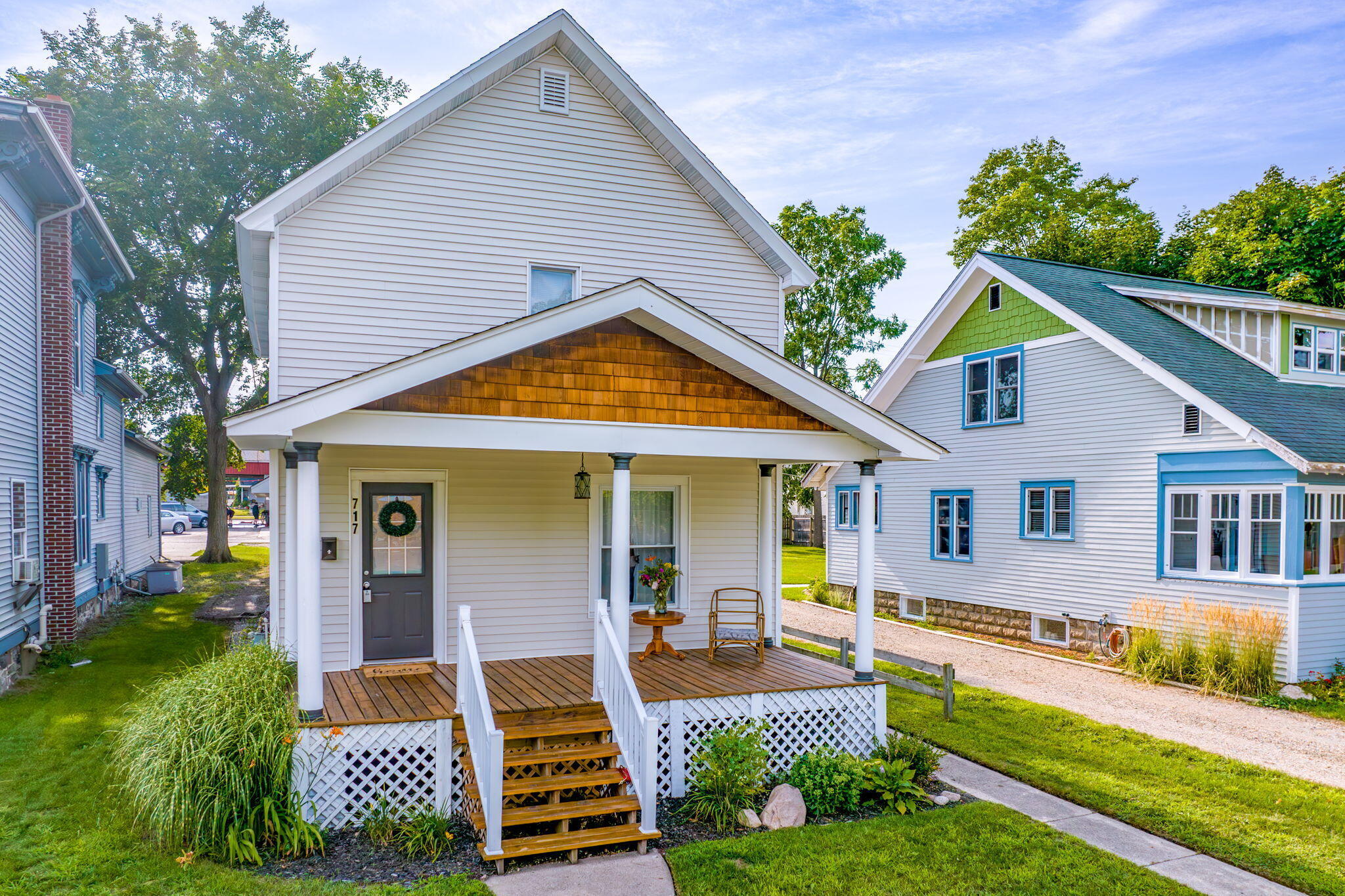 Property Photo:  717 Osceola Avenue  MI 49307 