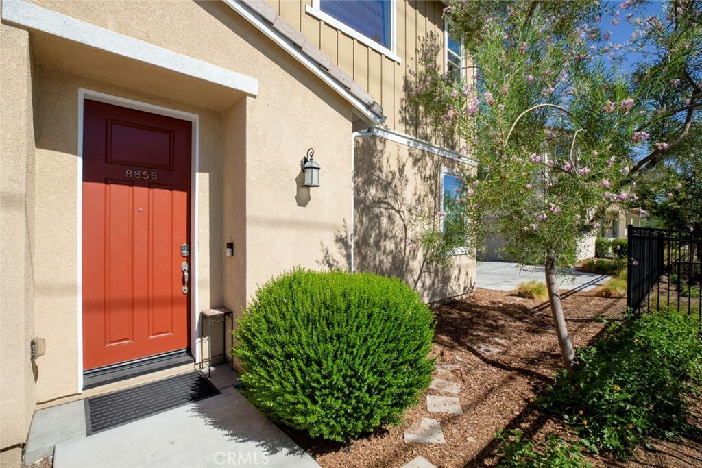 Property Photo:  8656 Winnetka Avenue  CA 91306 