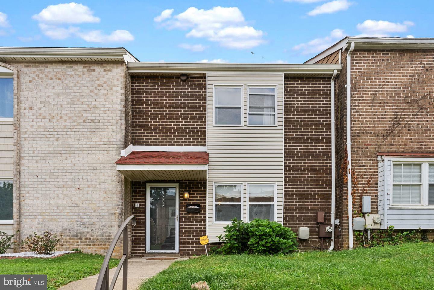 Property Photo:  1386 Argyle Way  PA 19020 