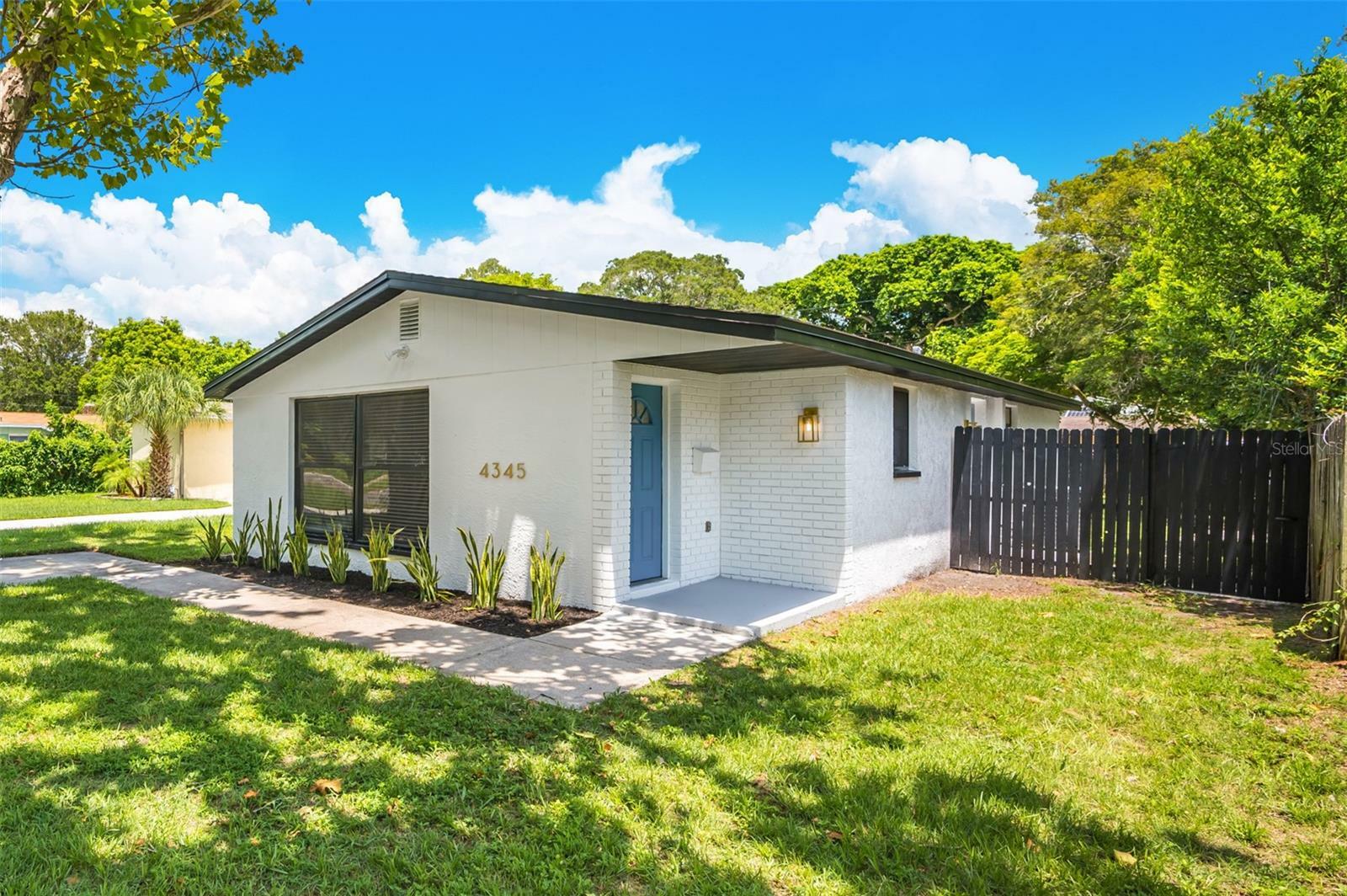 Property Photo:  4345 20th Street N  FL 33714 