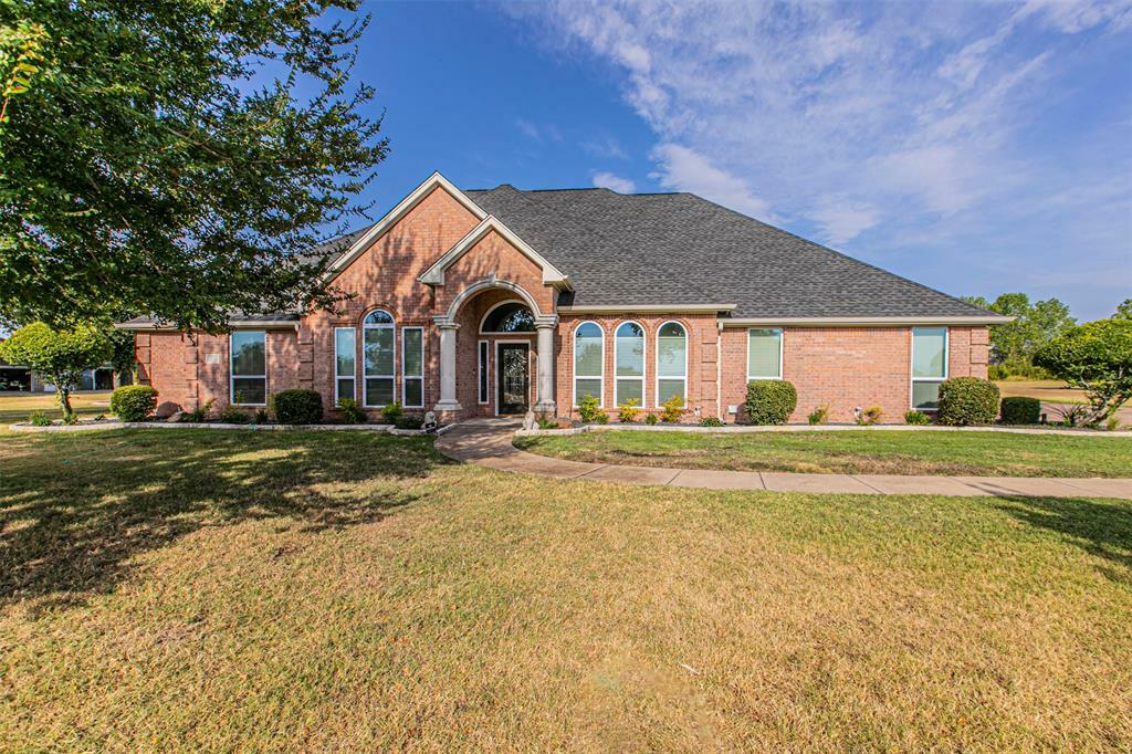 Property Photo:  115 Seneca Drive  TX 75165 