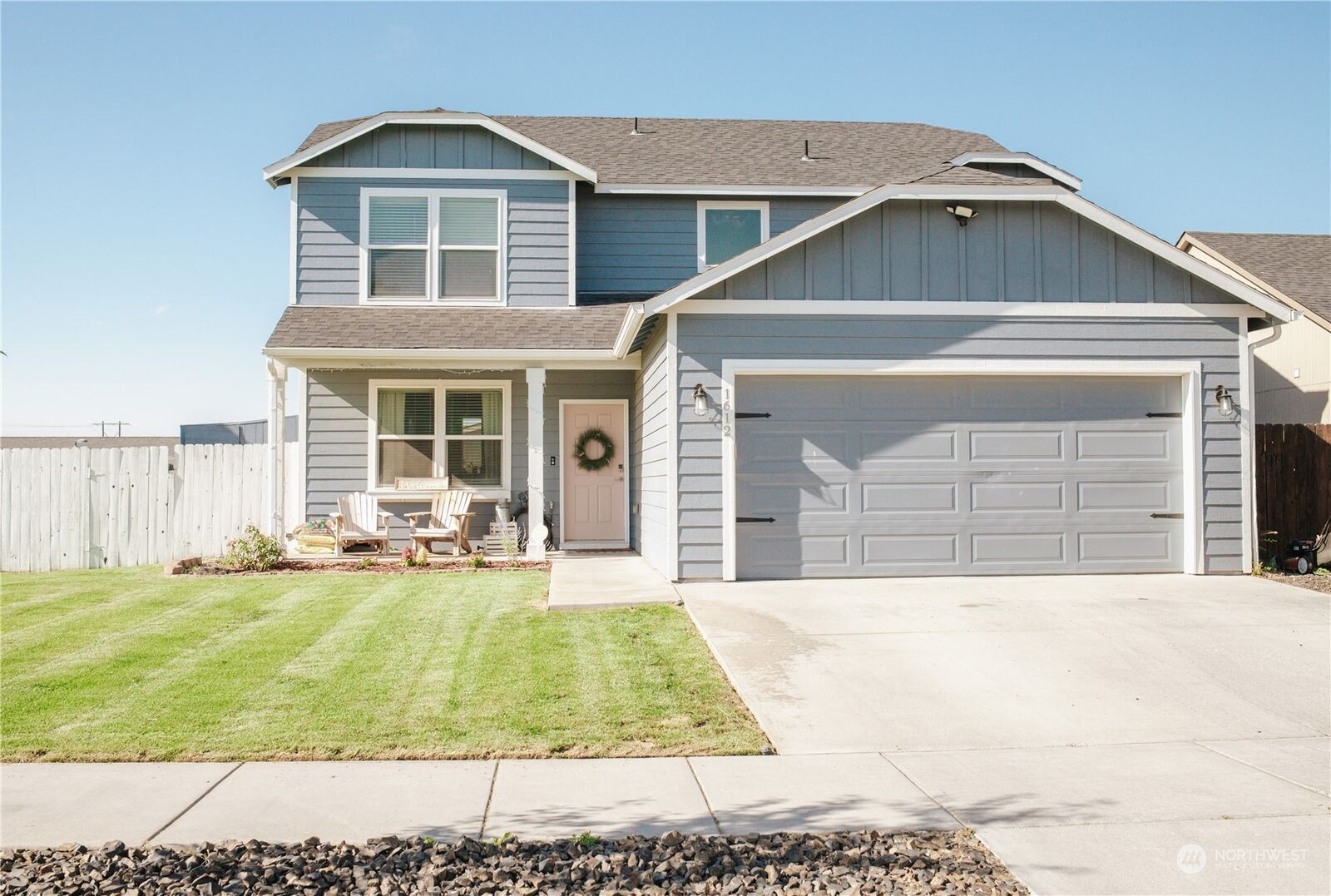 Property Photo:  1612 E Truman Dr  WA 98837 