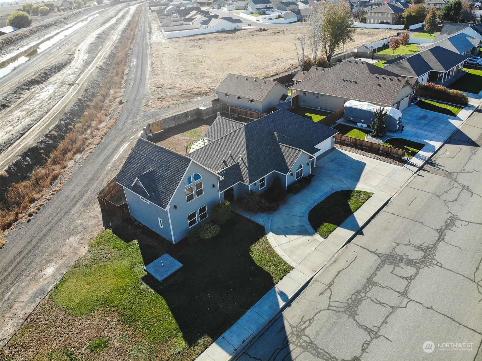 Property Photo:  106 O Street SW  WA 98848 