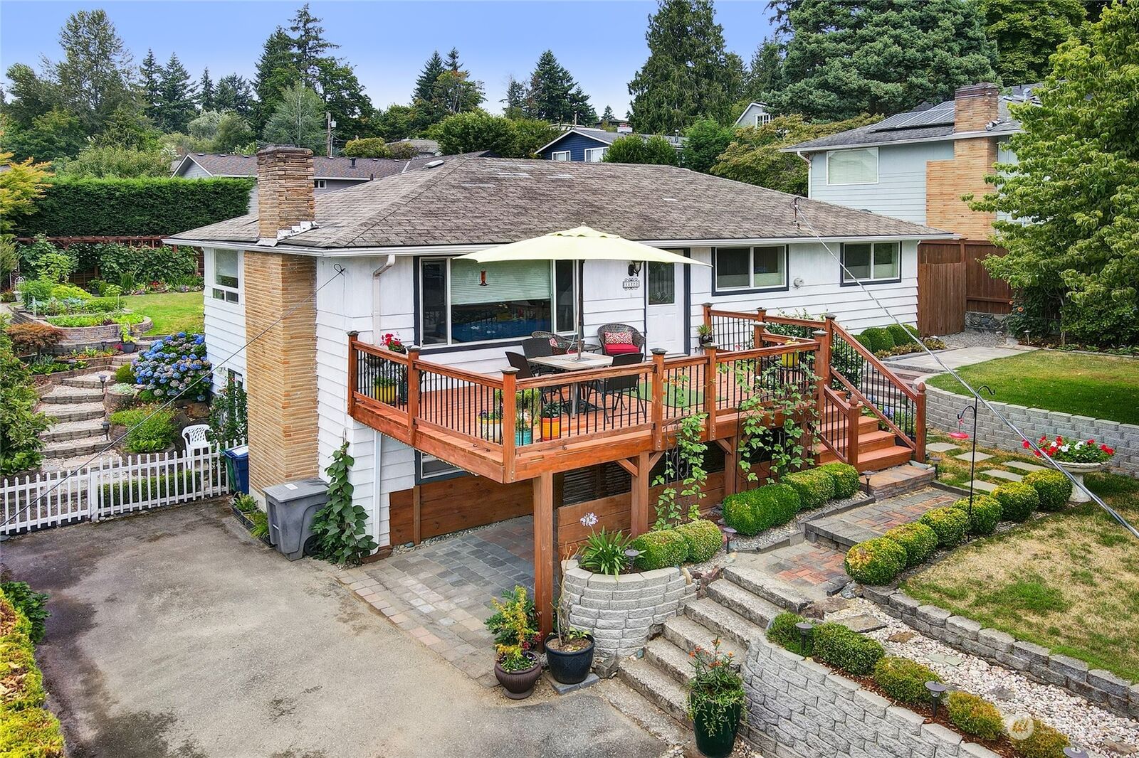 House for sale in Kirkland 11222 NE 91st Street, Kirkland, WA 98033