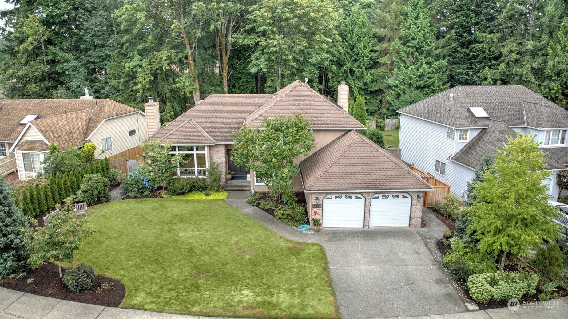 Property Photo:  14131 SE 180th Place  WA 98058 