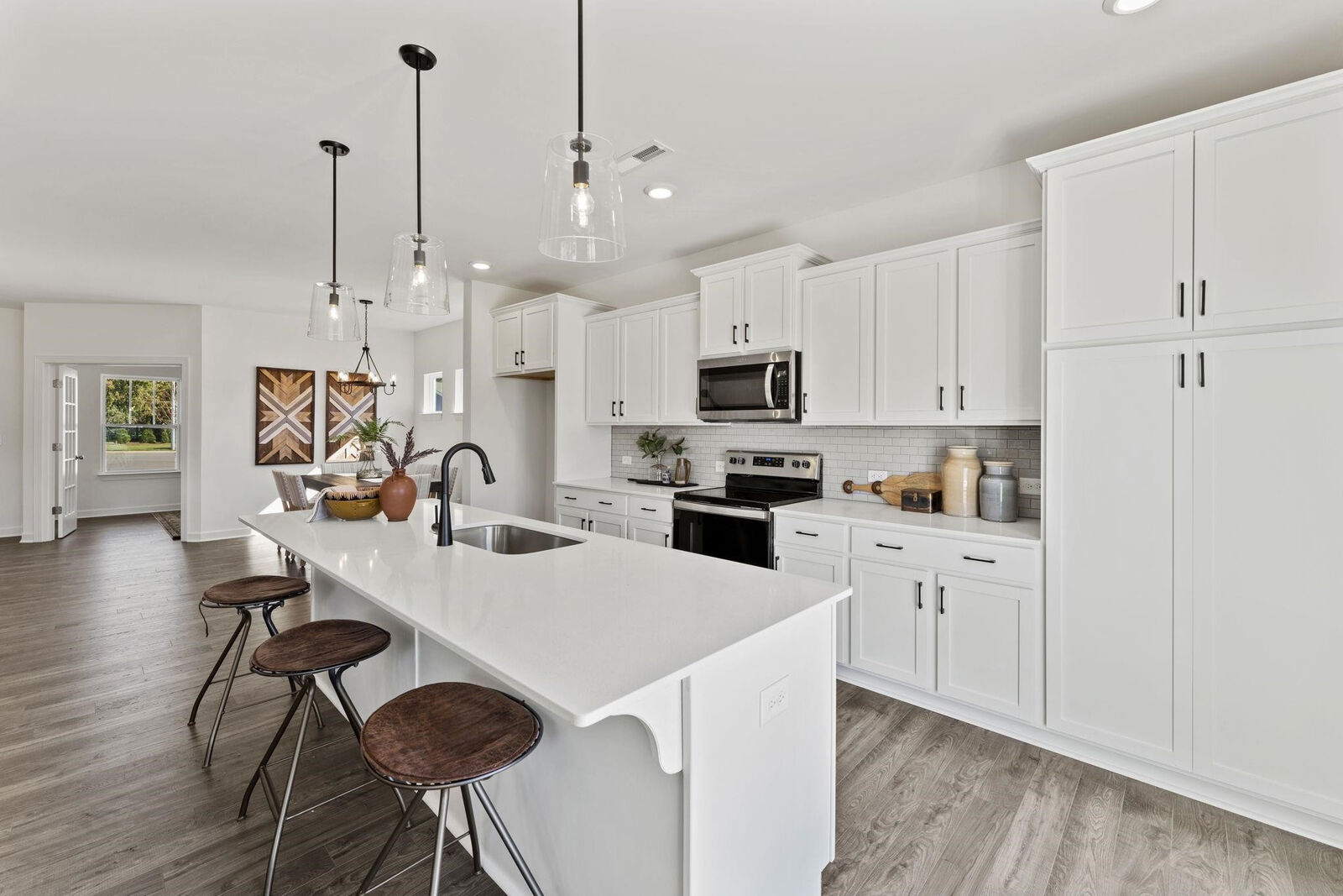 Property Photo: 401 Cliff Court 12 NC 27504