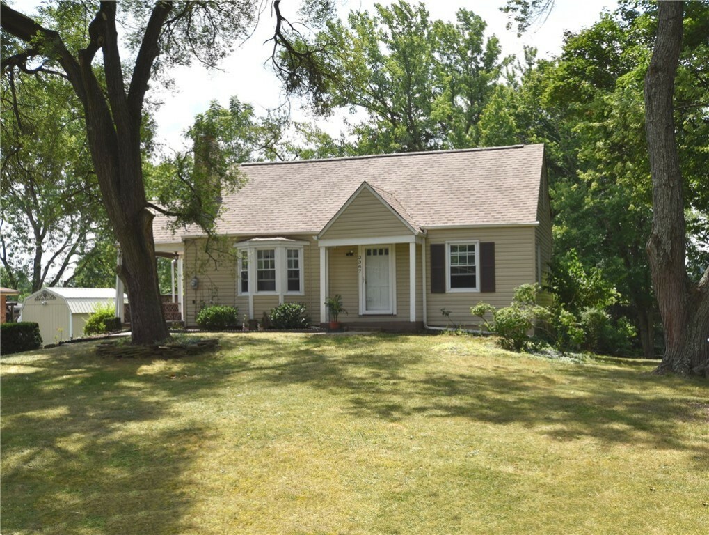 Property Photo:  3347 Crestview  PA 15102 