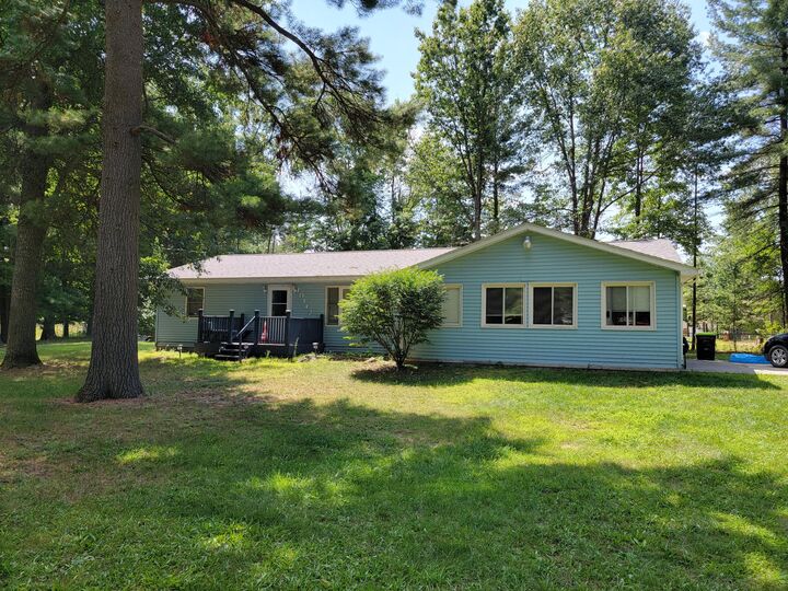 10142 Beverly Drive  St. Helen MI 48656 photo