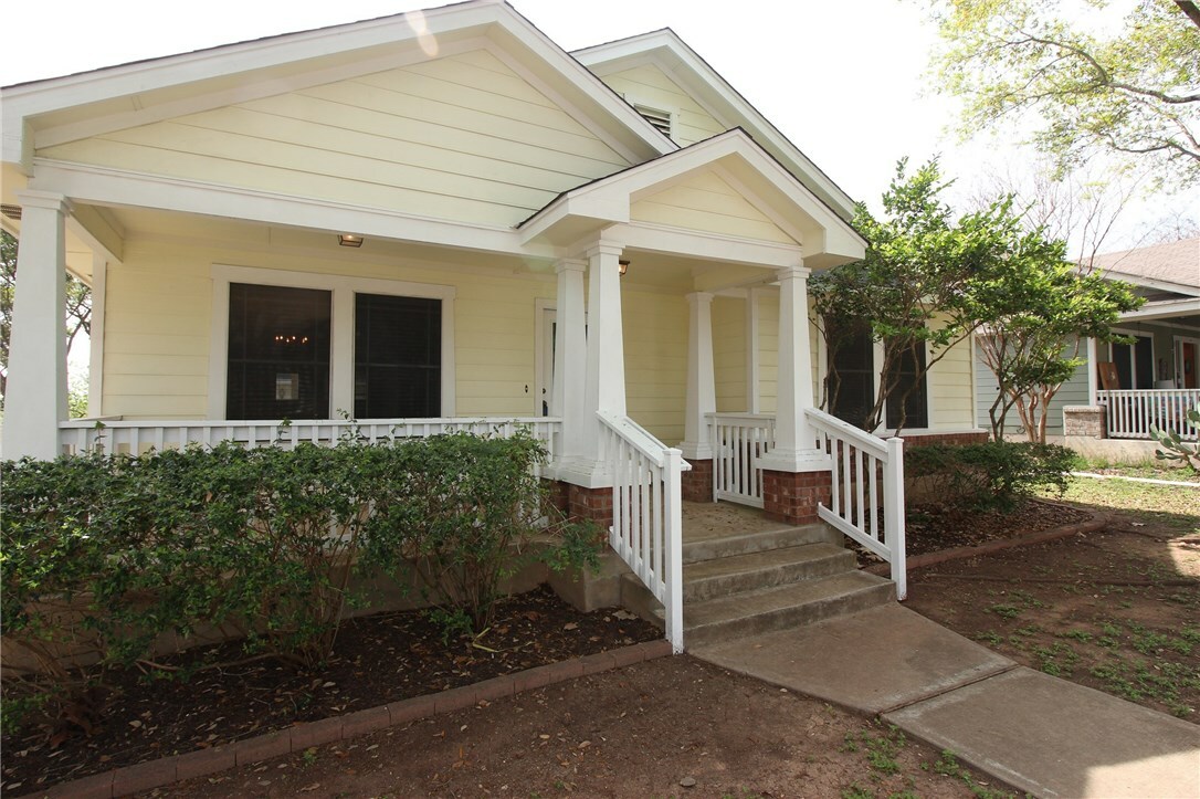 Property Photo: 4234 Mather Street TX 78640