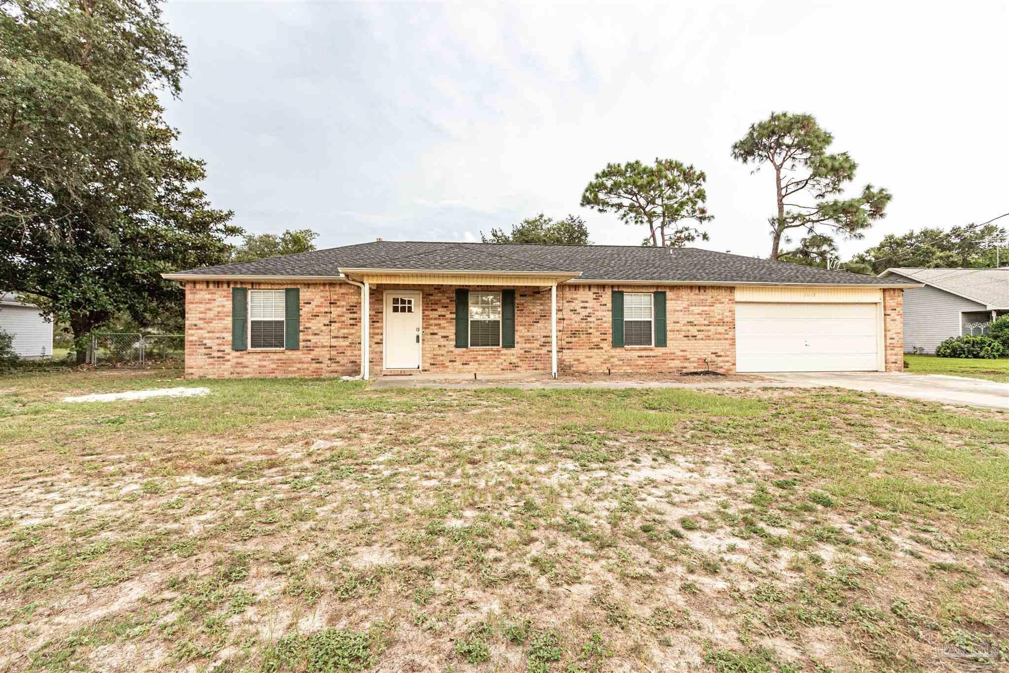 Property Photo: 2062 Ortega St FL 32566