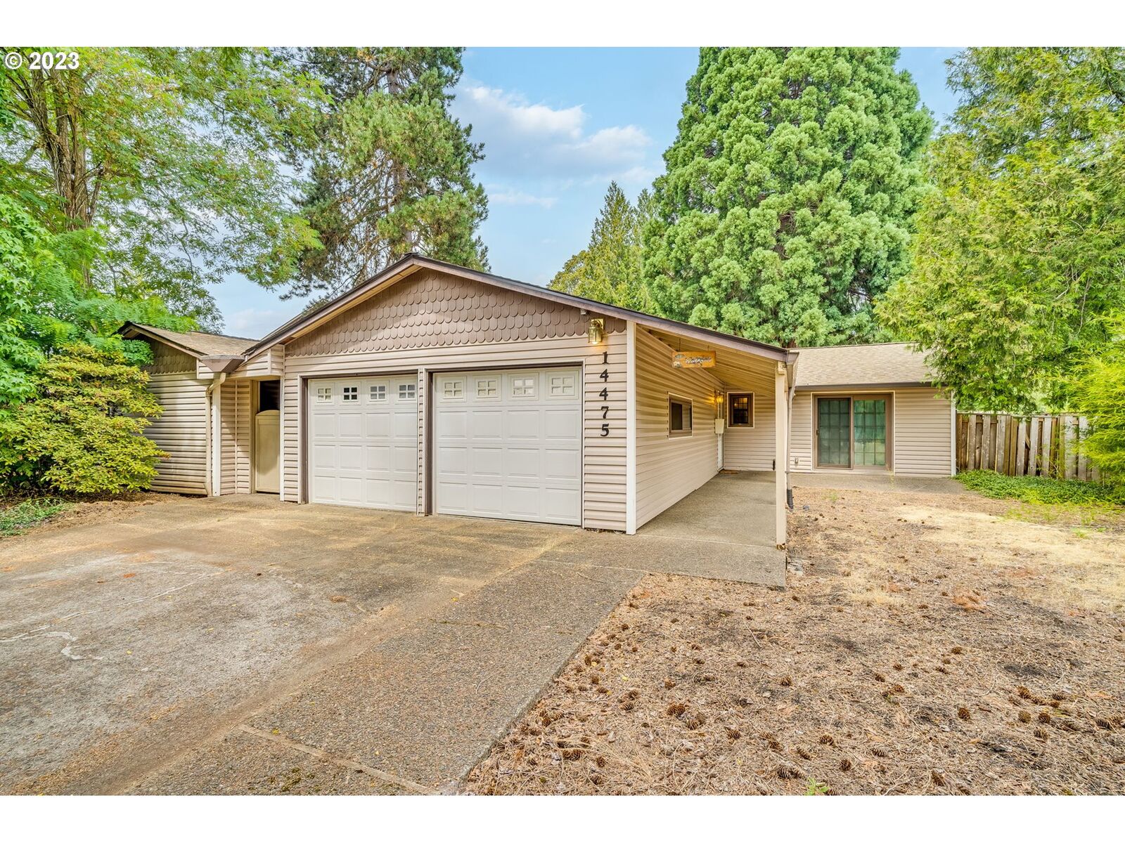 Property Photo:  14475 SW Downing St  OR 97006 