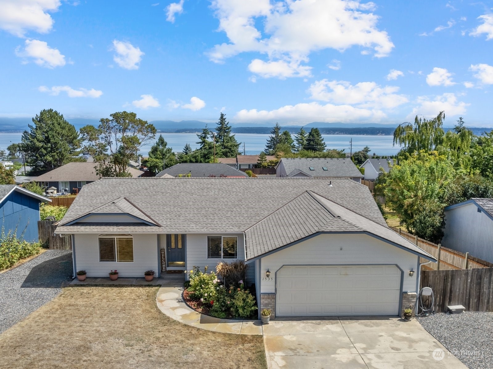 Property Photo:  1535 Carol Street  WA 98282 