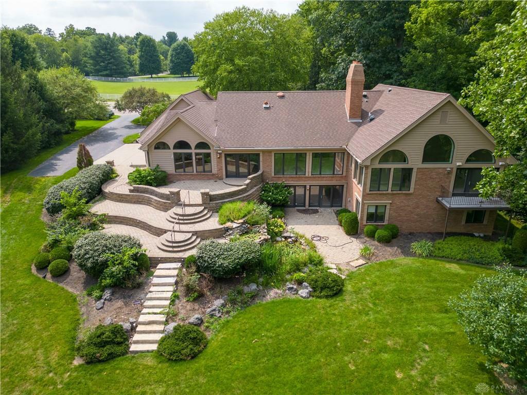 Property Photo: 3000 Springland Circle OH 45305