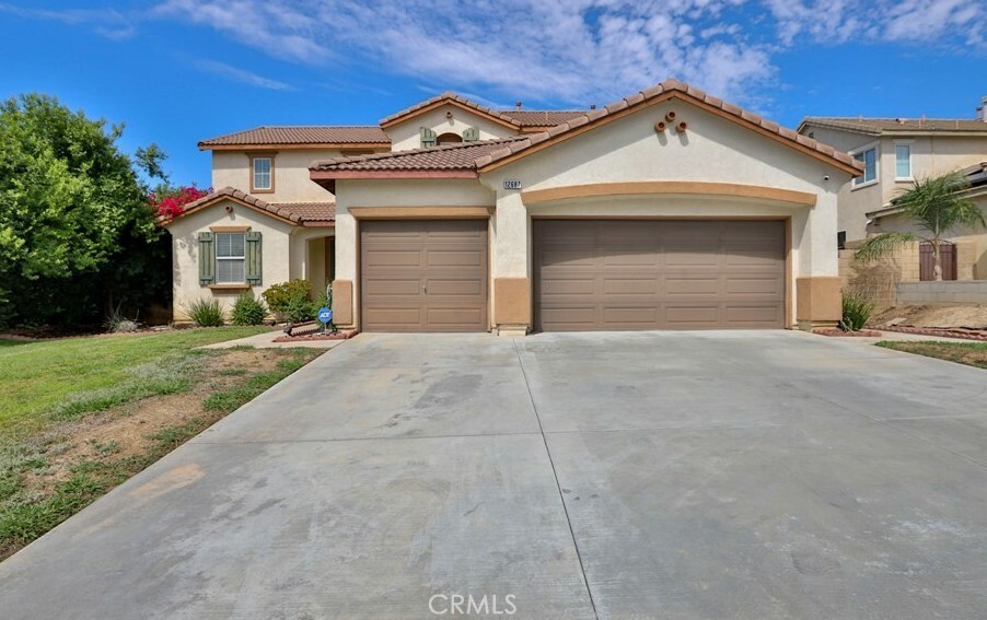 Property Photo:  12687 Twinberry Drive  CA 92555 