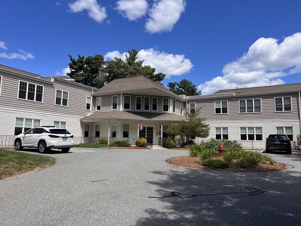 Property Photo: 63 Central St 101 MA 01864