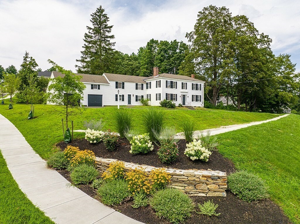 Property Photo: 93 Foster St MA 01460