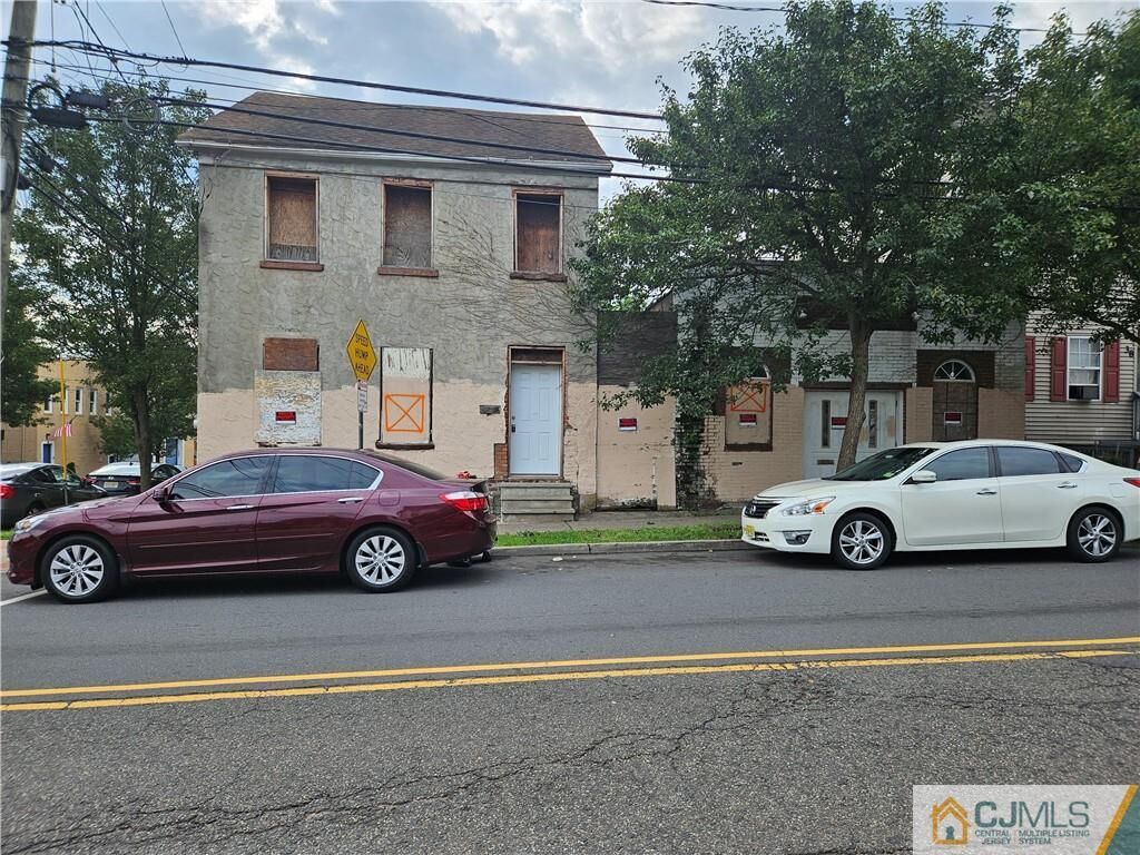 Property Photo:  34 Lee Avenue  NJ 08901 