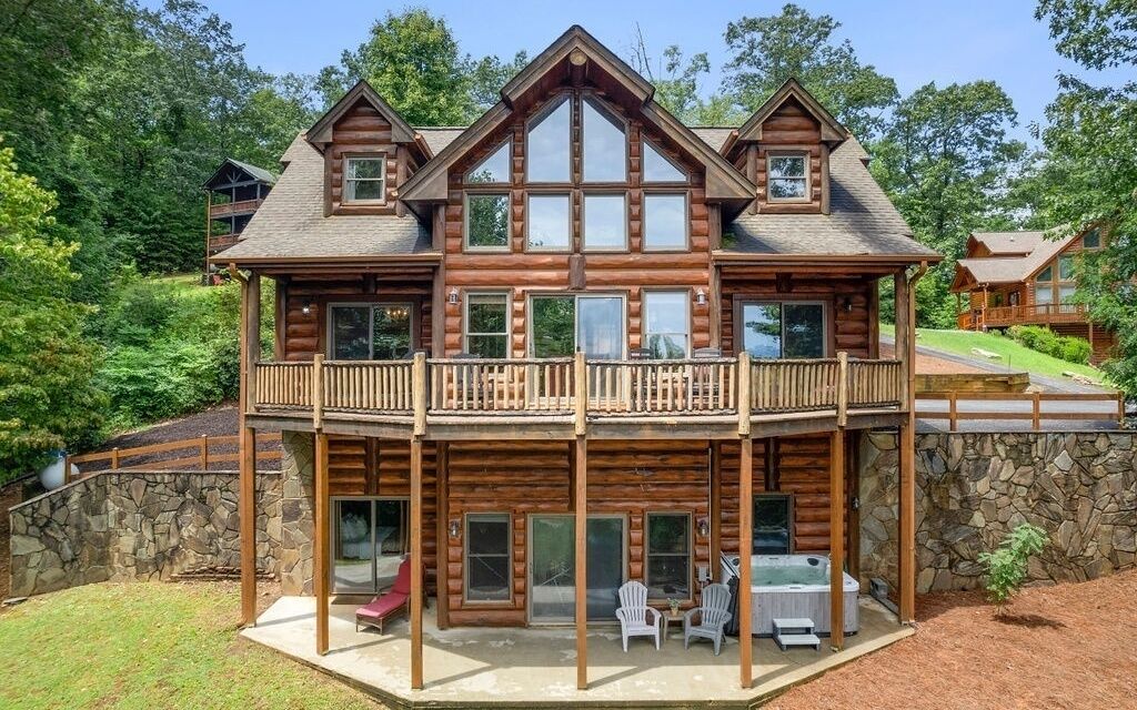 Property Photo: 203 Deerfield Lane GA 30513