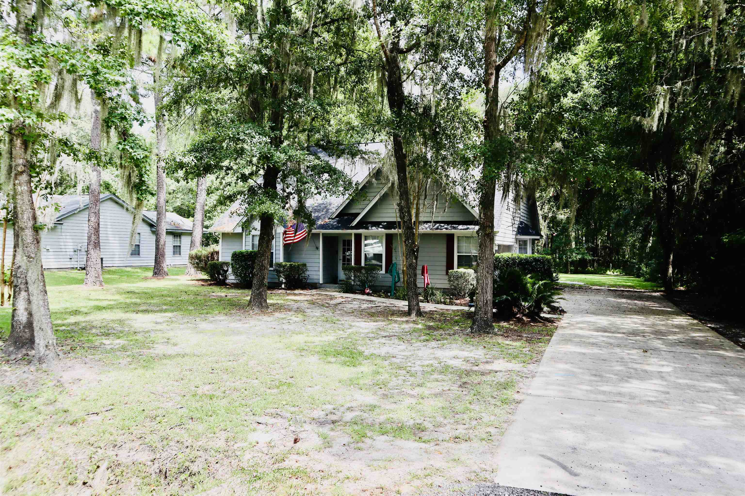 Property Photo: 362 S Deals Circle GA 31569