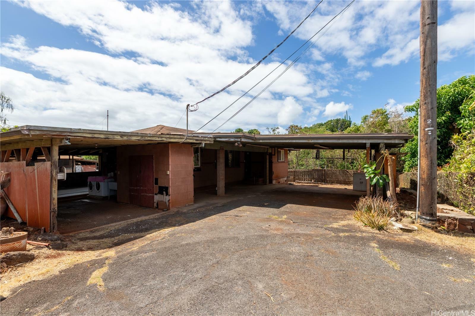 Property Photo:  735B Hoomalu Street  HI 96782 