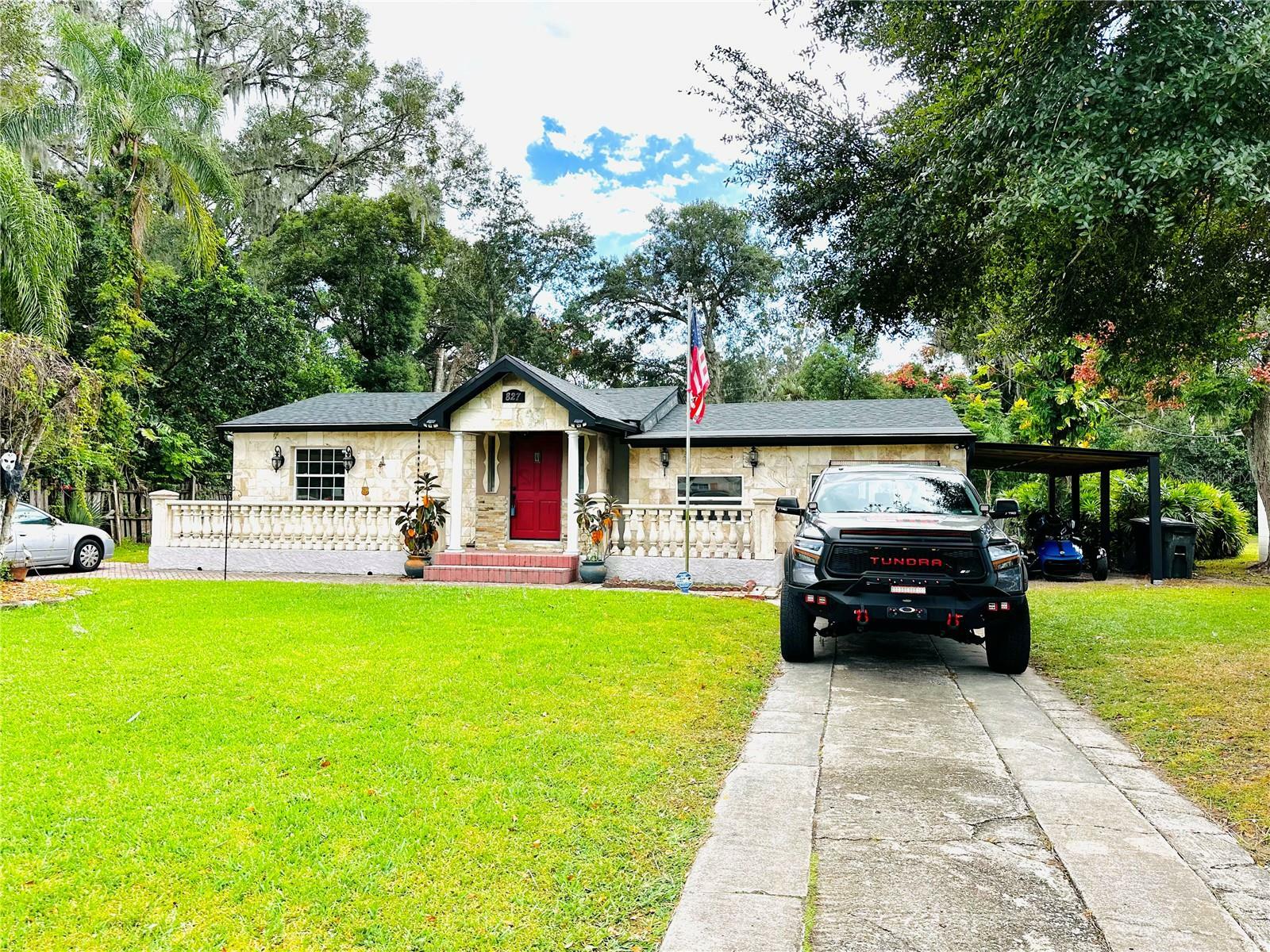 Property Photo:  827 Catalina Drive  FL 32771 