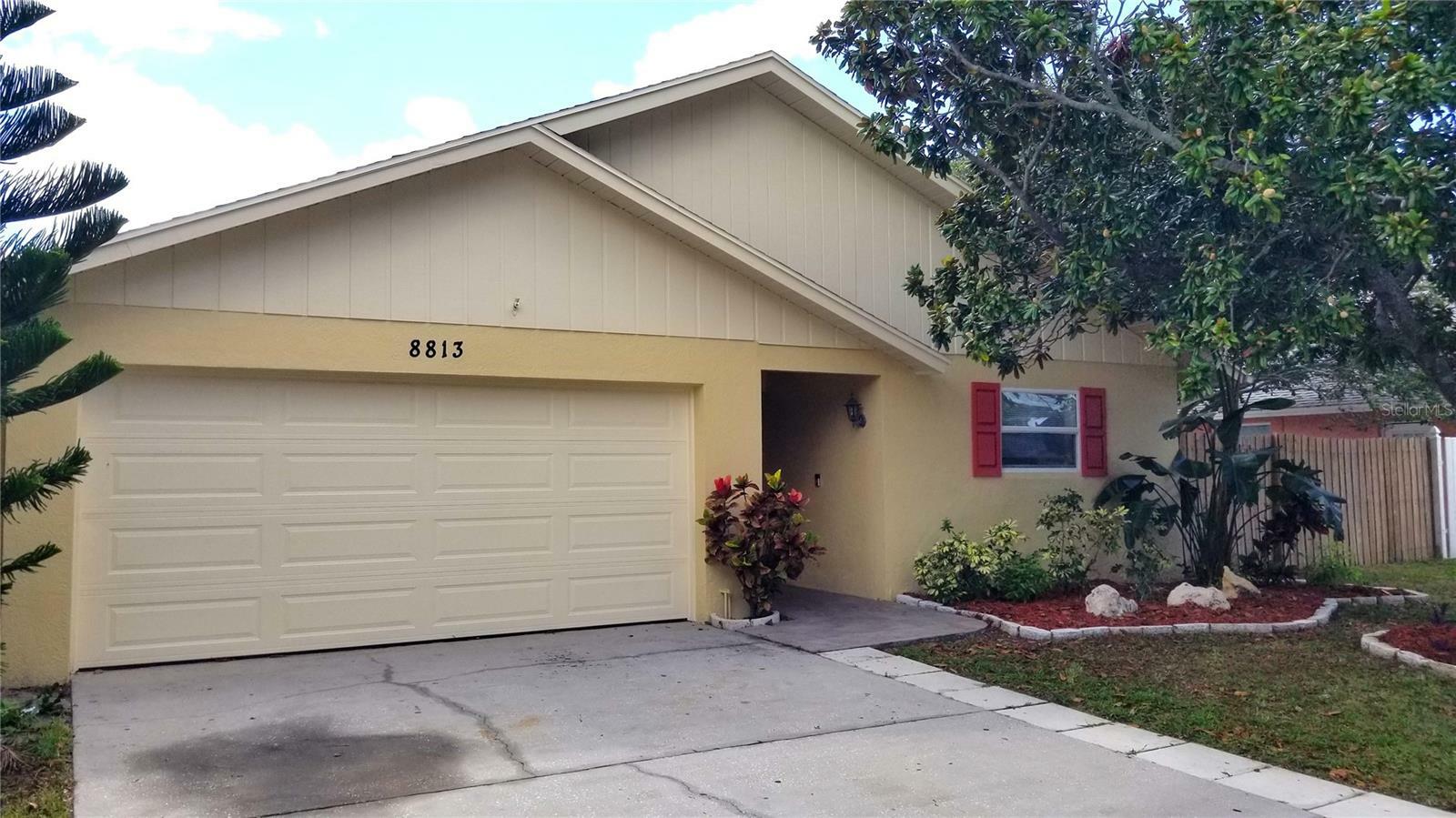 Property Photo:  8813 Magnolia Court  FL 33777 