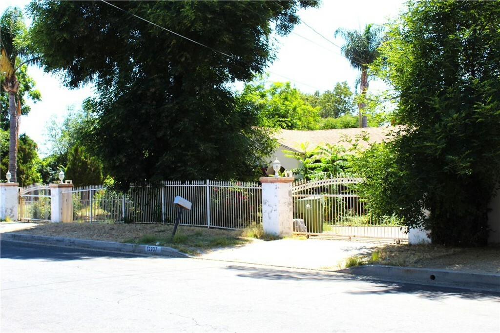 Property Photo:  12937 El Dorado Avenue  CA 91342 