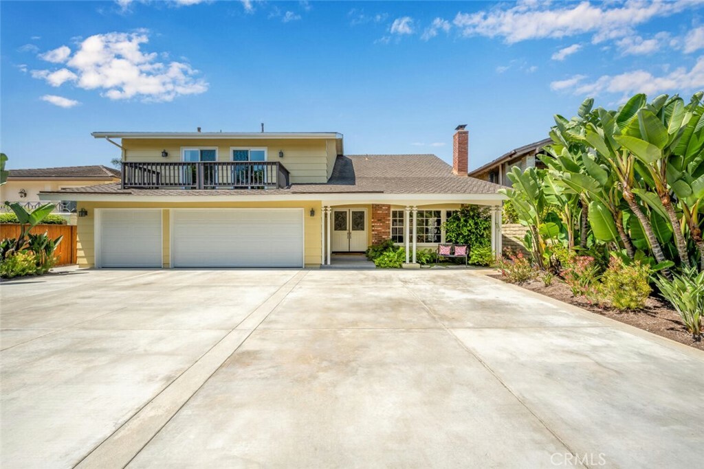 Property Photo:  6712 Lawn Haven Drive  CA 92648 