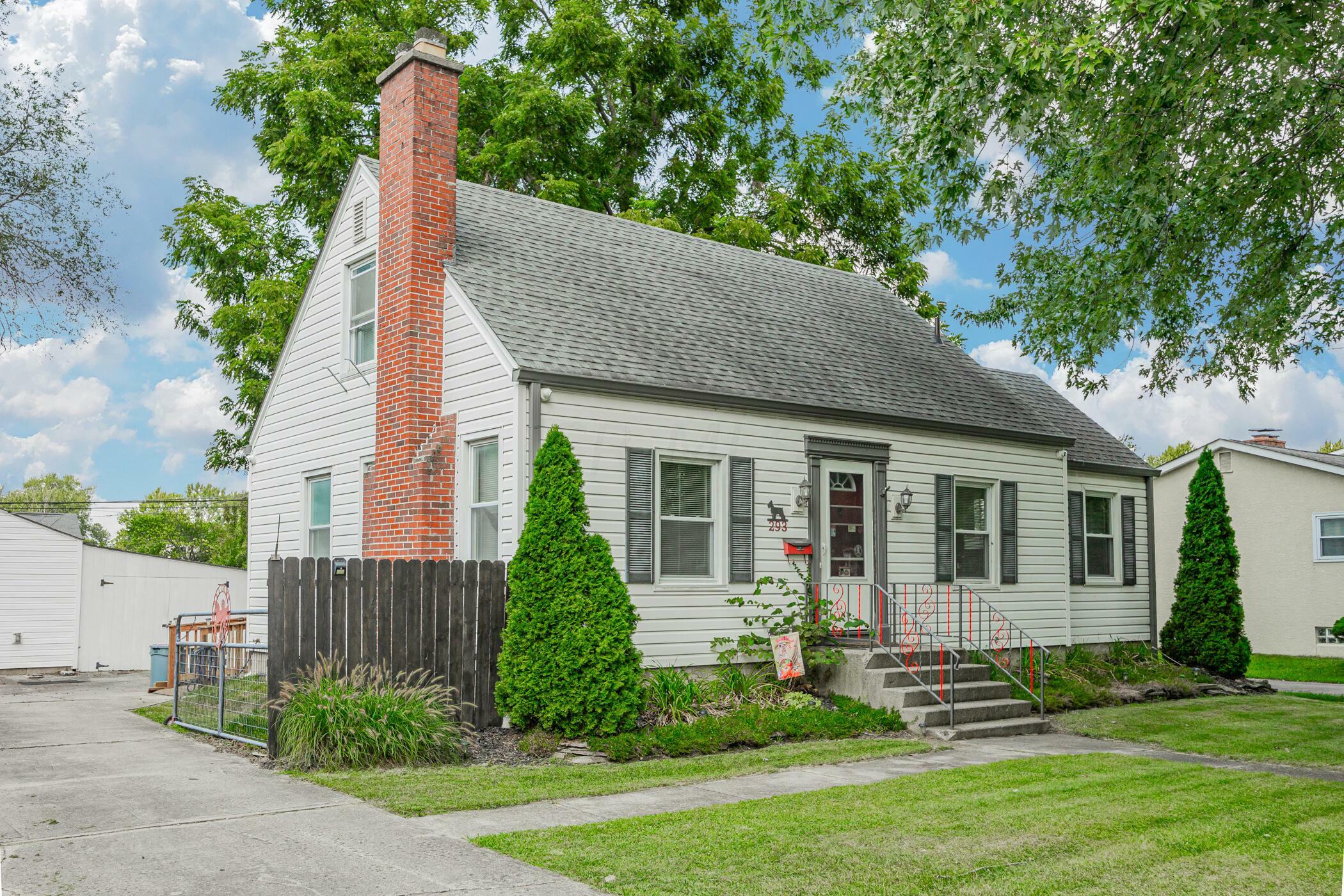 Property Photo:  293 Pasadena Avenue  OH 43228 