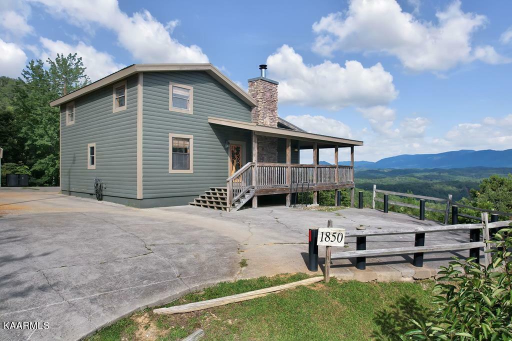 Property Photo: 1850 Timber Ridge Way TN 37876