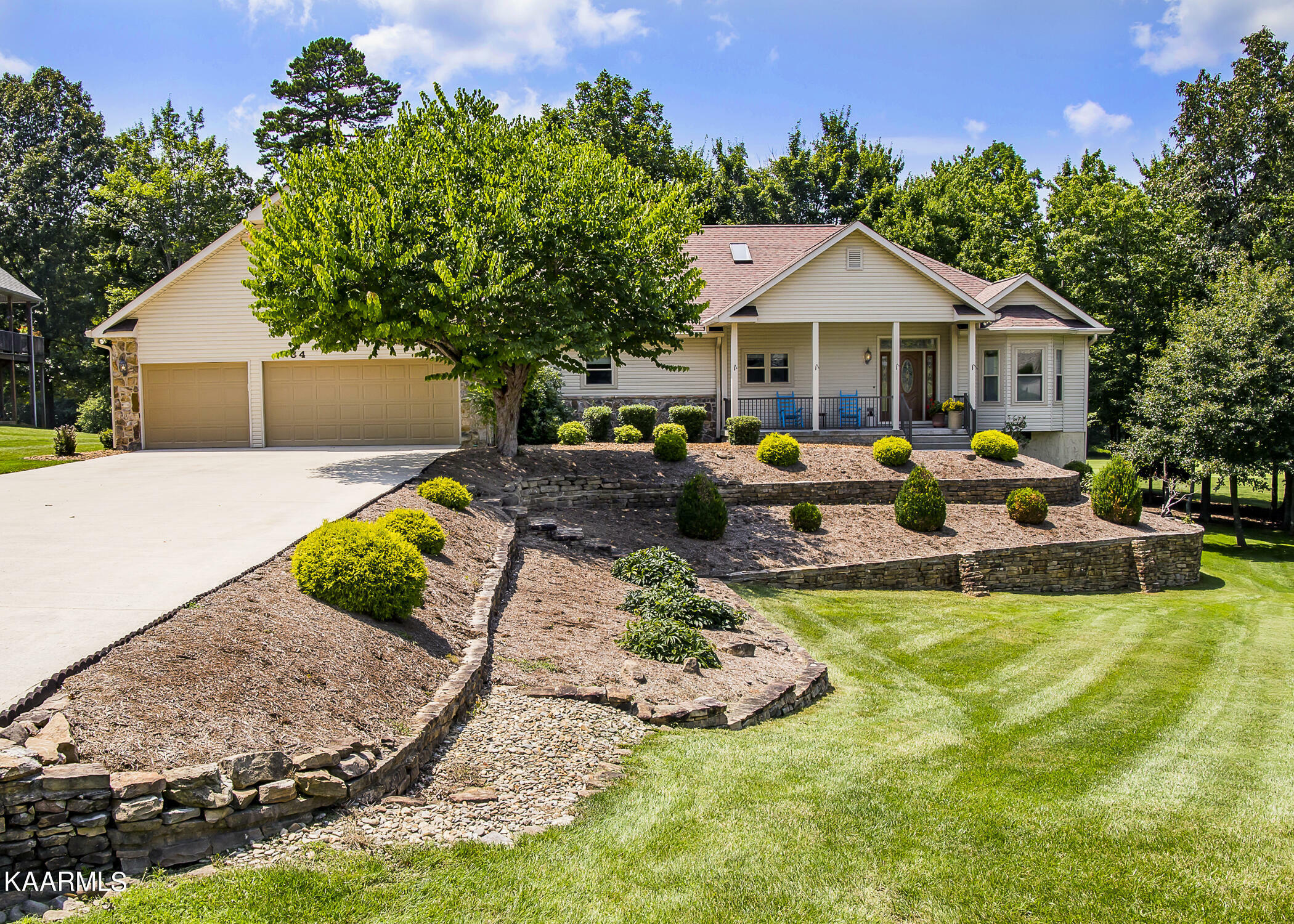 Property Photo: 34 Thames Court TN 38558