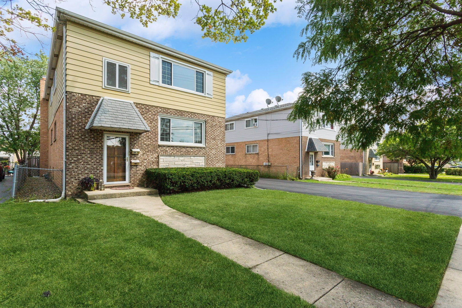 Property Photo: 351 Park Street IL 60106