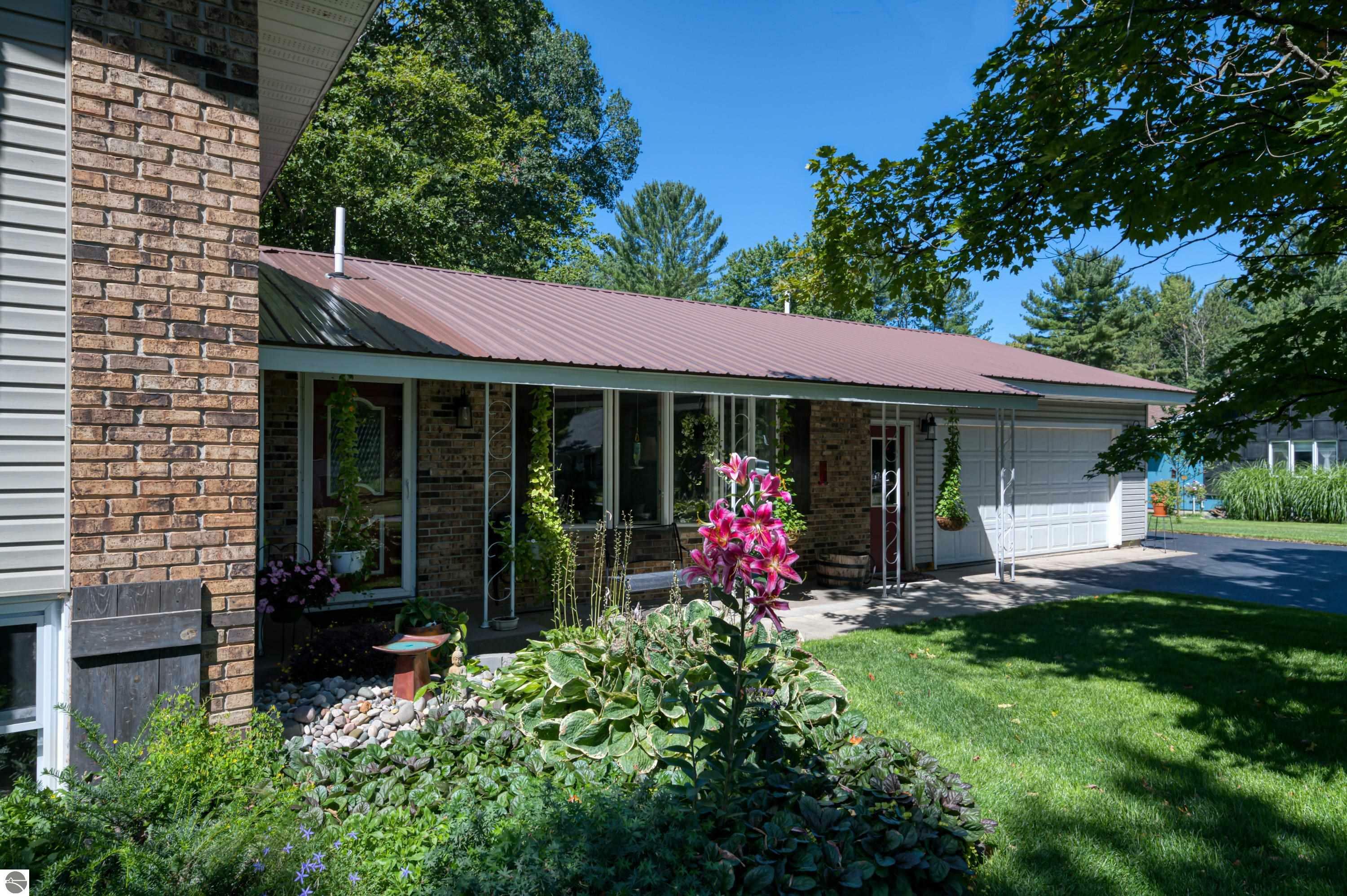 Property Photo:  1695 Twin Birch Road  MI 49646 