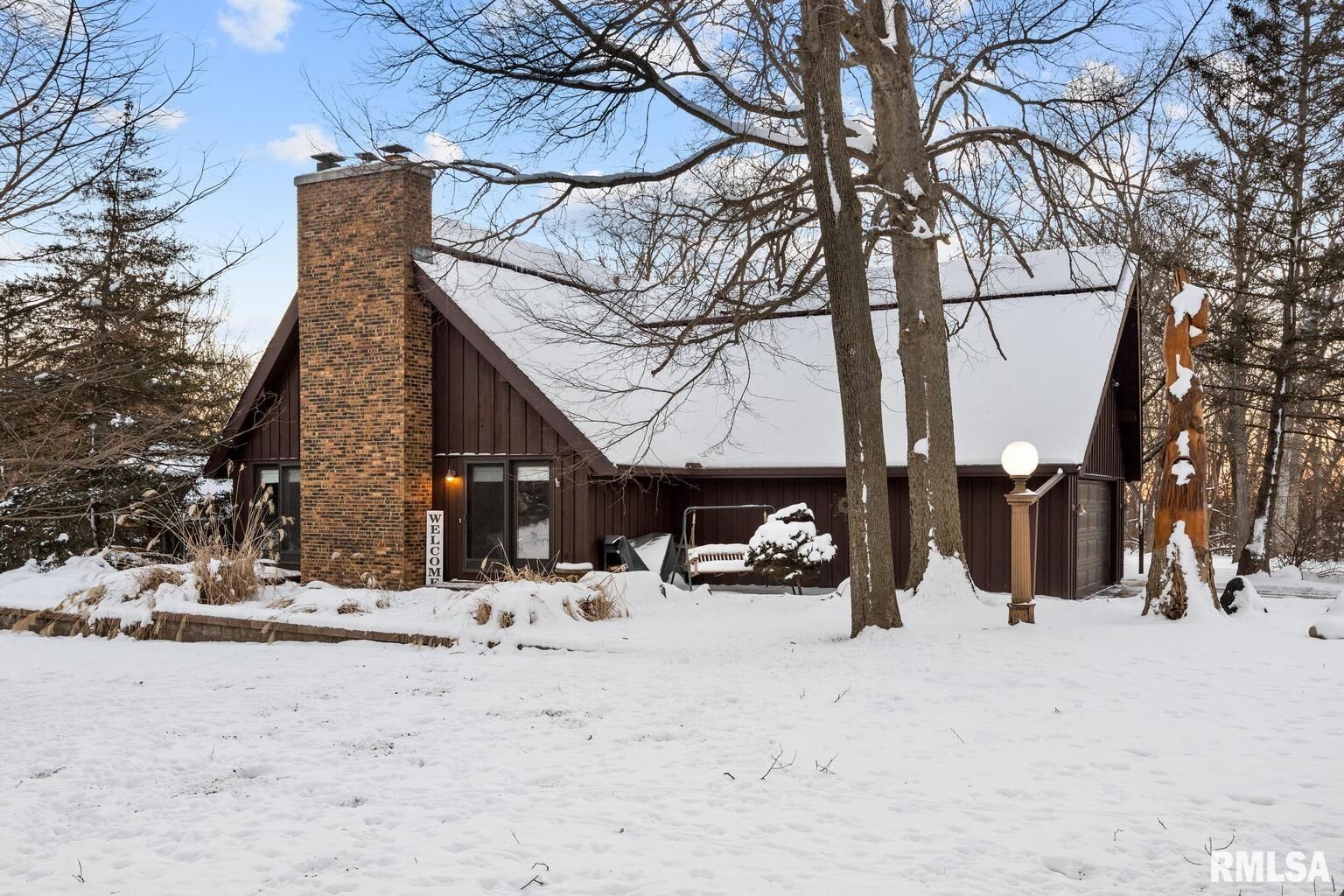 House for sale in Morton 22491 Woodland Court, Morton, IL 61550