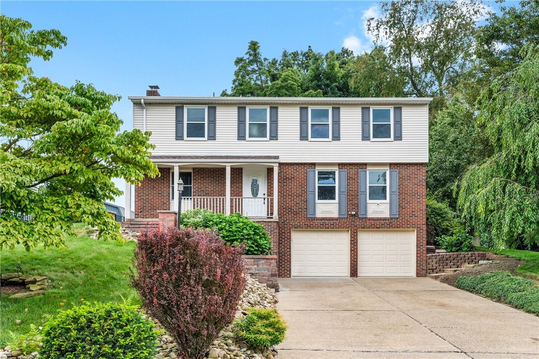 Property Photo:  171 Pilgrim Drive  PA 15143 