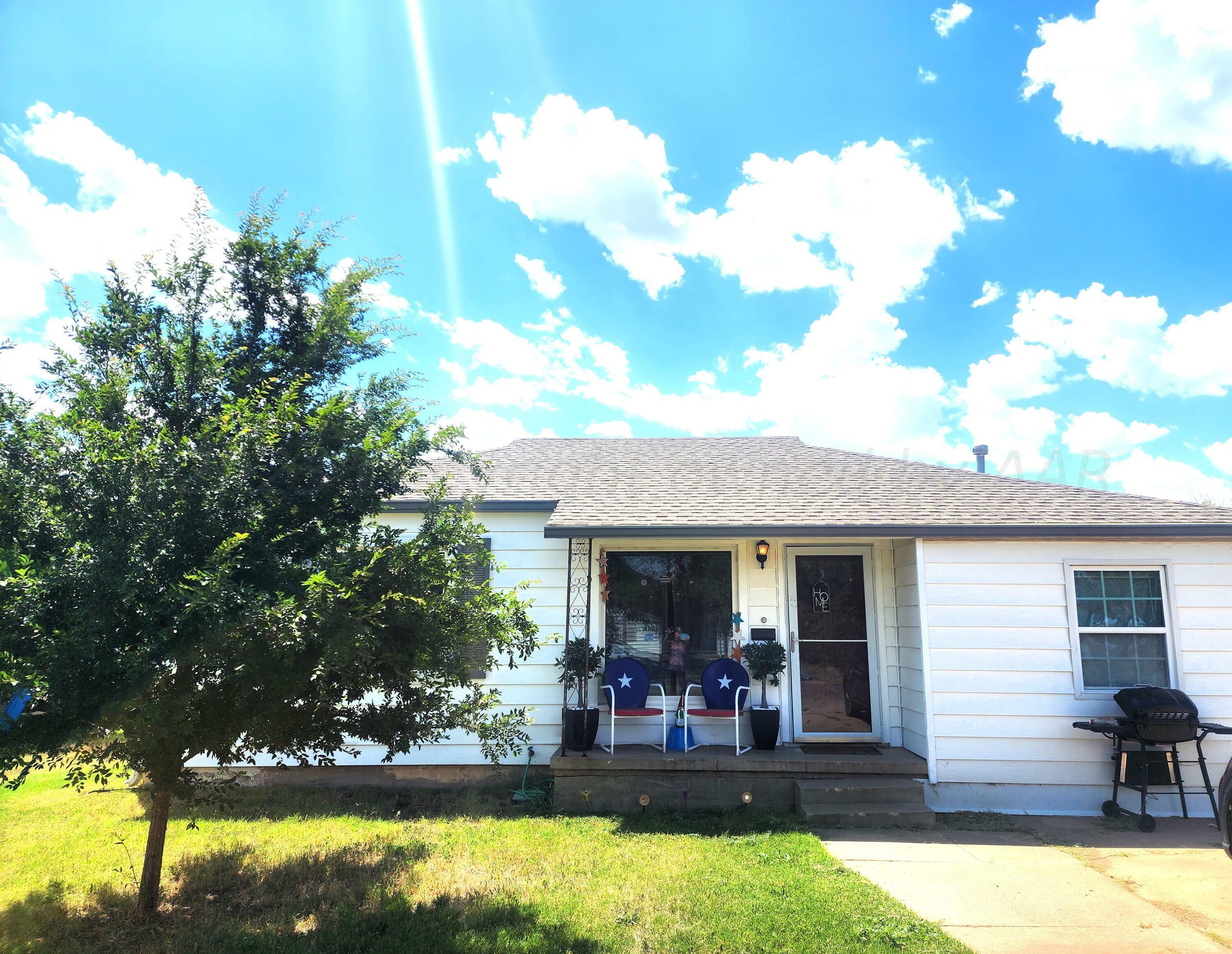 Property Photo:  3302 S Tyler Street  TX 79109 