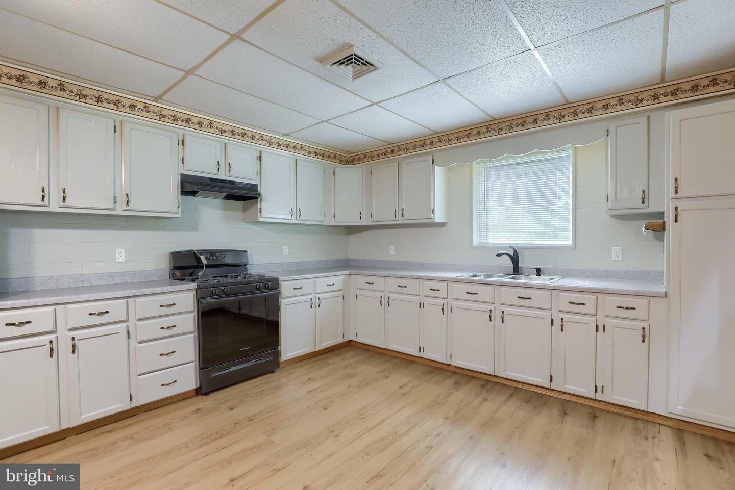 Property Photo: 862 River Road PA 17532