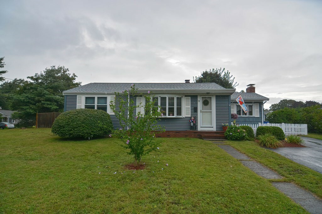 Property Photo: 19 Alden Avenue MA 02532