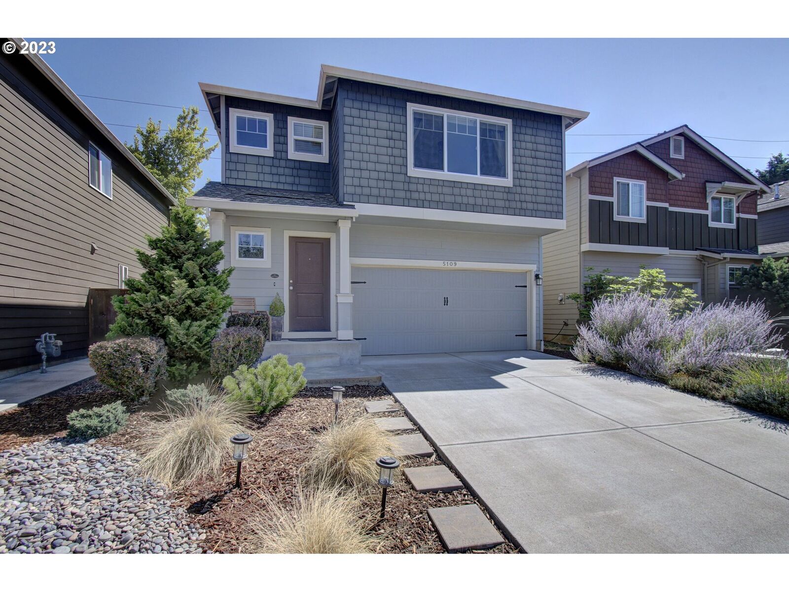 Property Photo: 5109 NE 4th Ave WA 98663