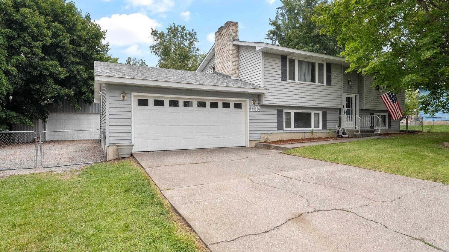 Property Photo: 1113 S Blake Rd WA 99216