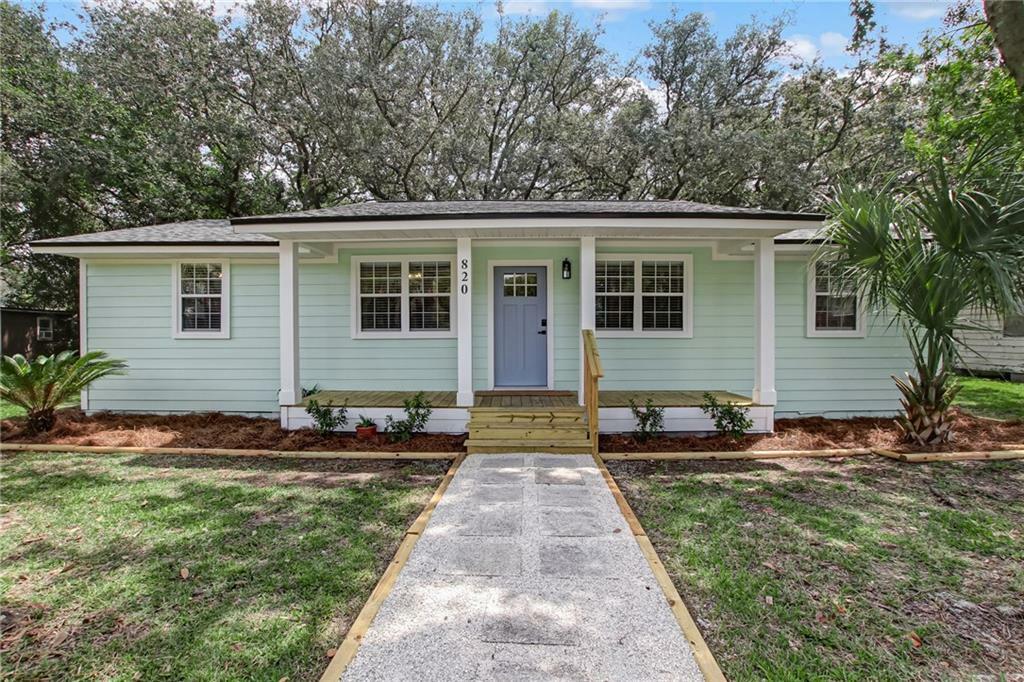 Property Photo:  820 11th Street  FL 32034 