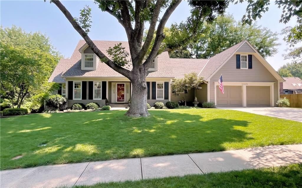 Property Photo: 12221 Reinhardt Lane KS 66209
