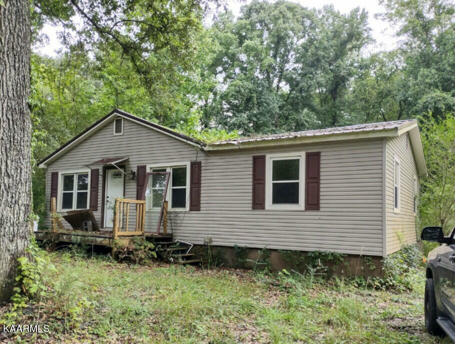 Property Photo:  210 Woods Chapel Rd  TN 37748 