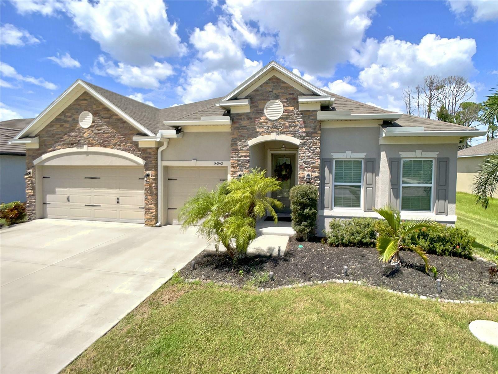 Property Photo:  14042 San Domingo Boulevard  FL 33981 